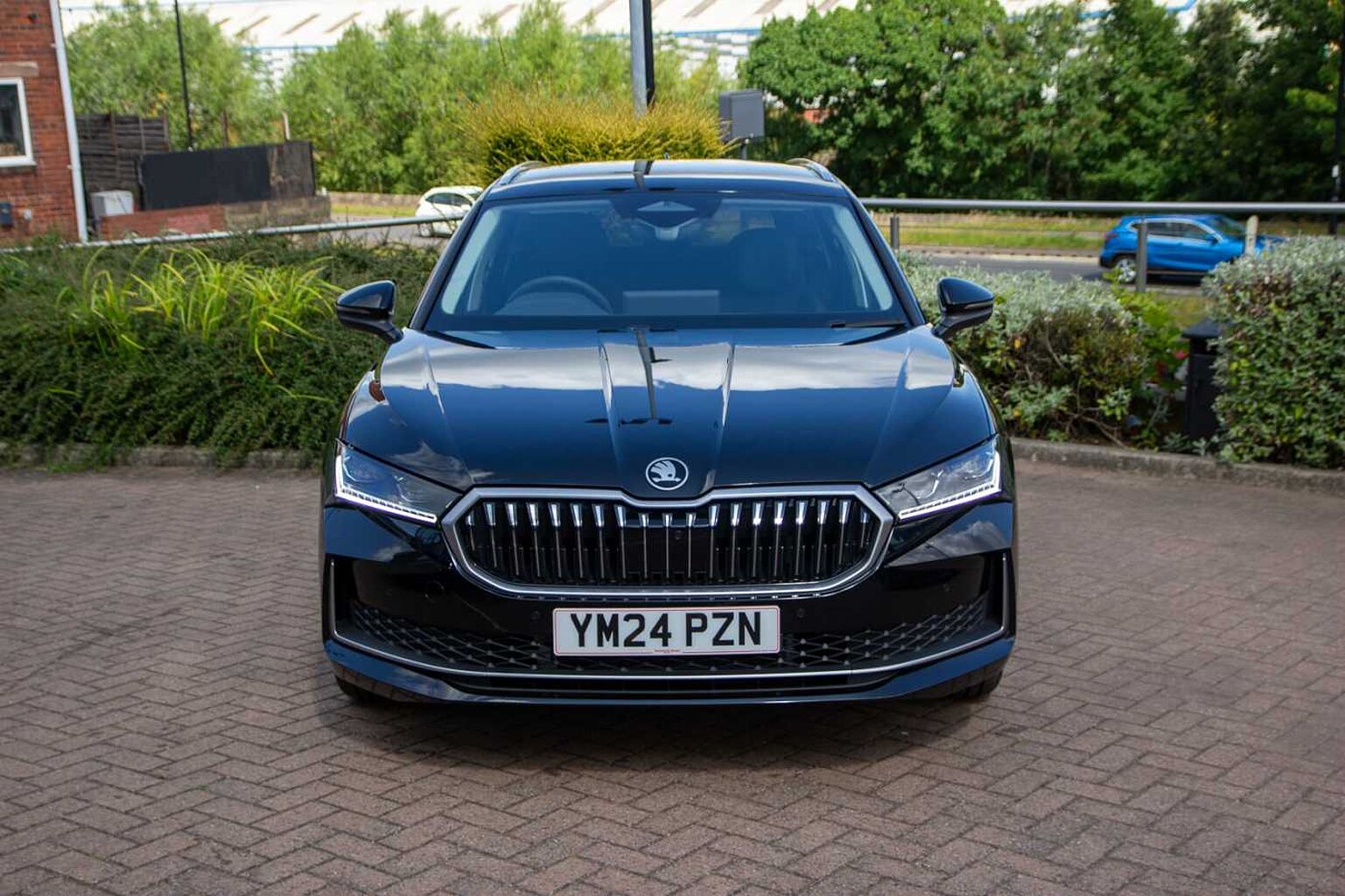 SKODA Superb Estate 1.5 TSI e-TEC SE L 5dr DSG